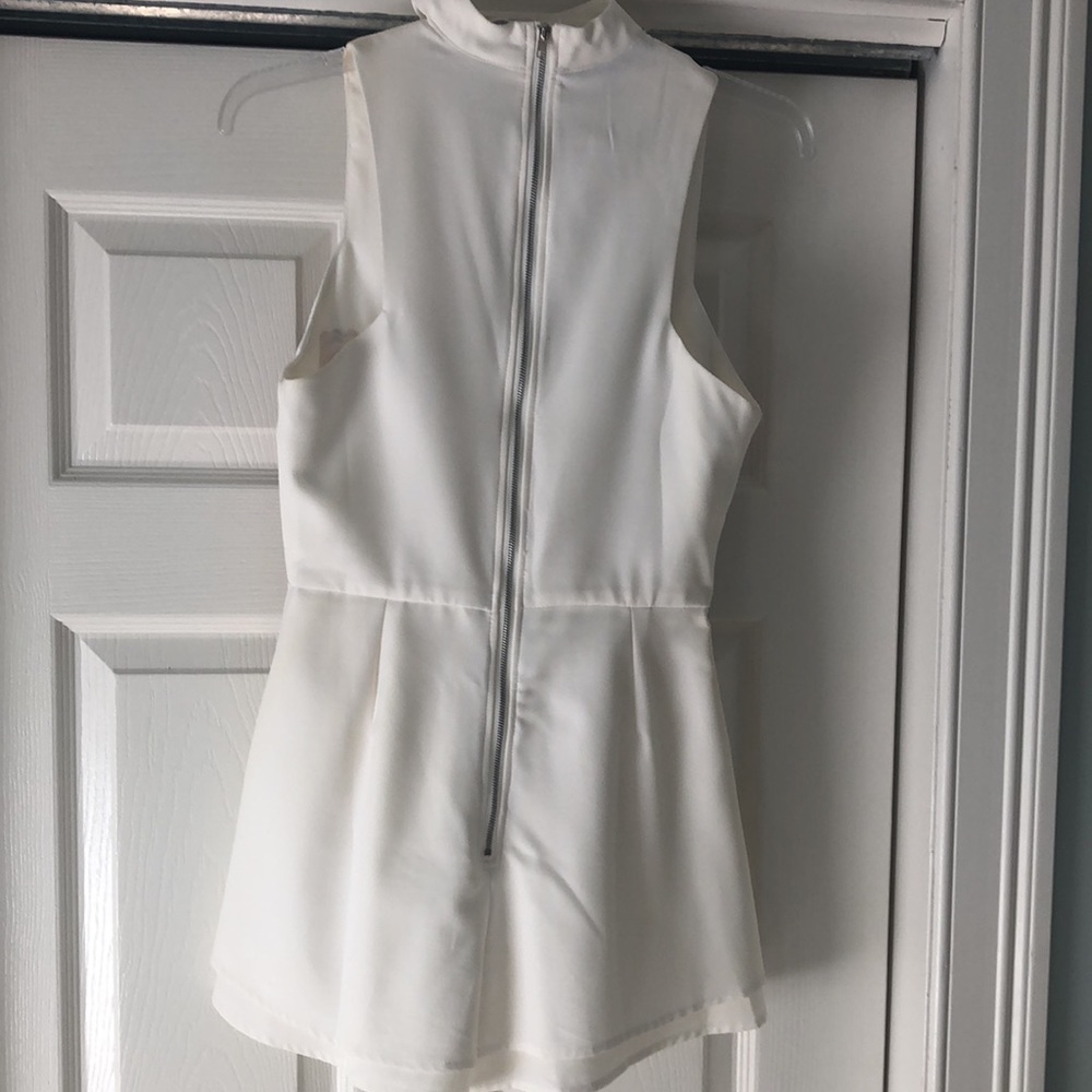 Romper - Picture 2 of 5